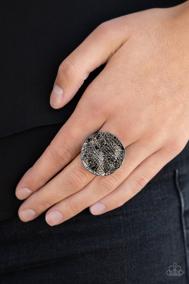 Paparazzi ♥ Lined Up - Black ♥ Ring