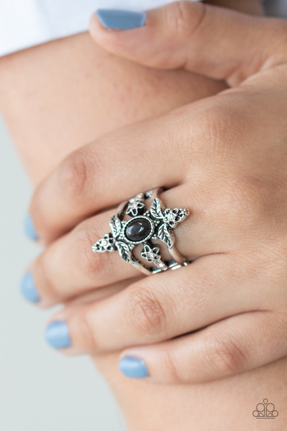 Paparazzi ♥ Fleur de Fancy - Black ♥  Ring