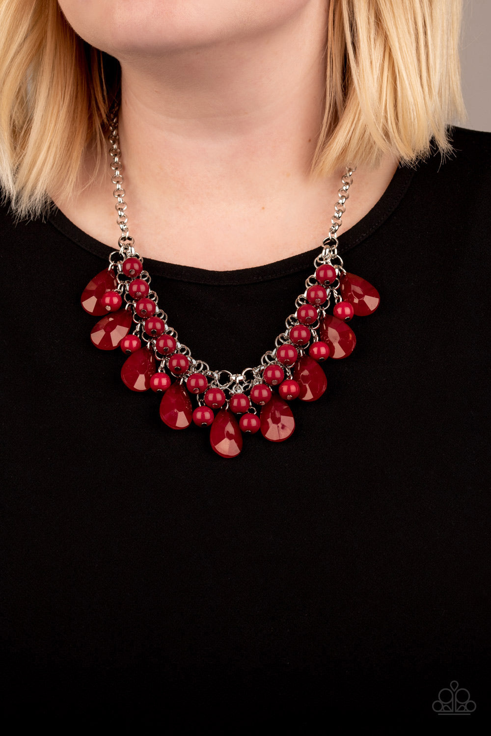 Paparazzi ♥ Endless Effervescence - Red ♥  Necklace