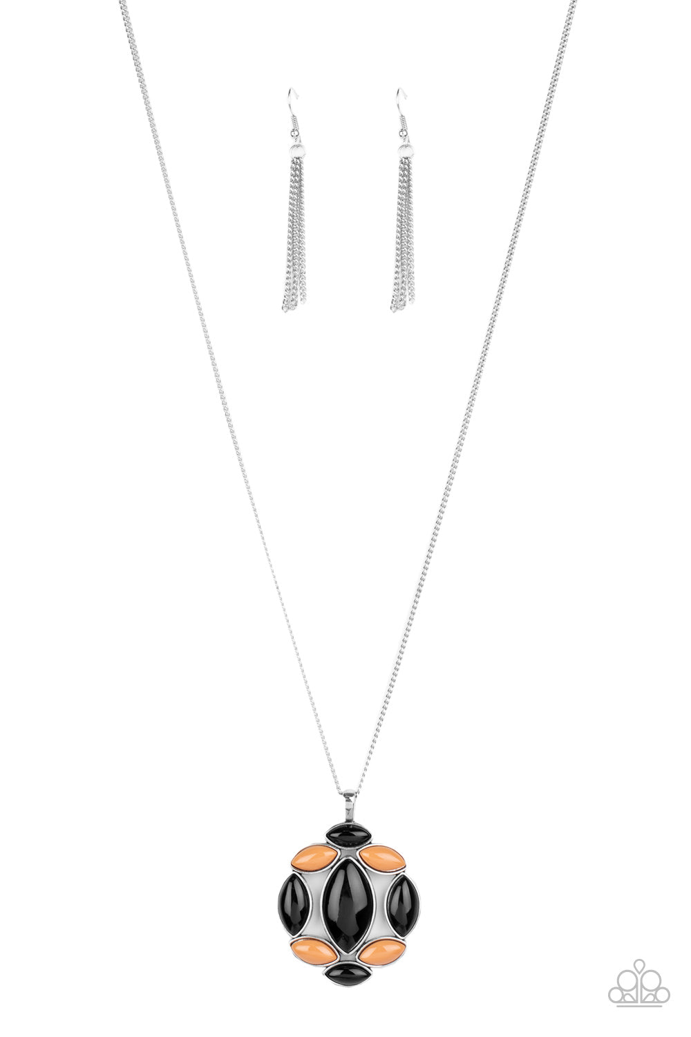 black-necklace-16-570320-p2wh-bkxx-260xx