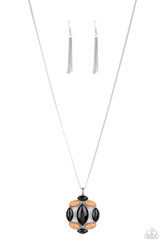 black-necklace-16-570320-p2wh-bkxx-260xx