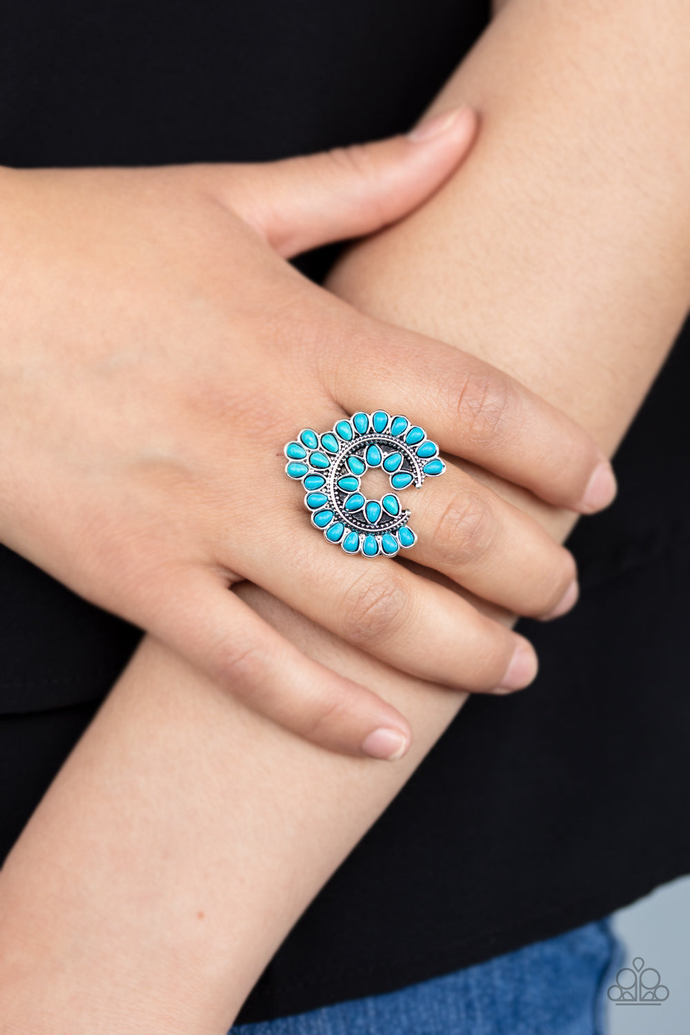 Paparazzi ♥ Trendy Talisman - Blue ♥  Ring
