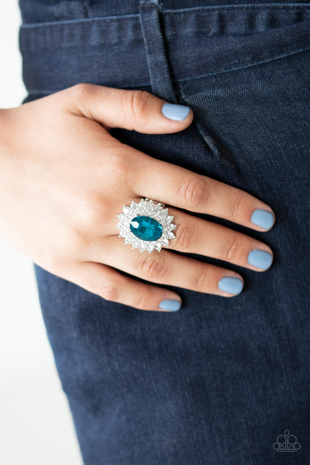 Paparazzi ♥ Secret Garden Glow - Blue ♥  Ring