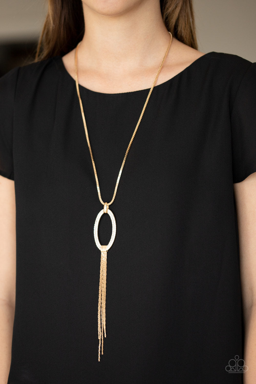 Paparazzi ♥ Head OVAL Heels - Gold ♥  Necklace