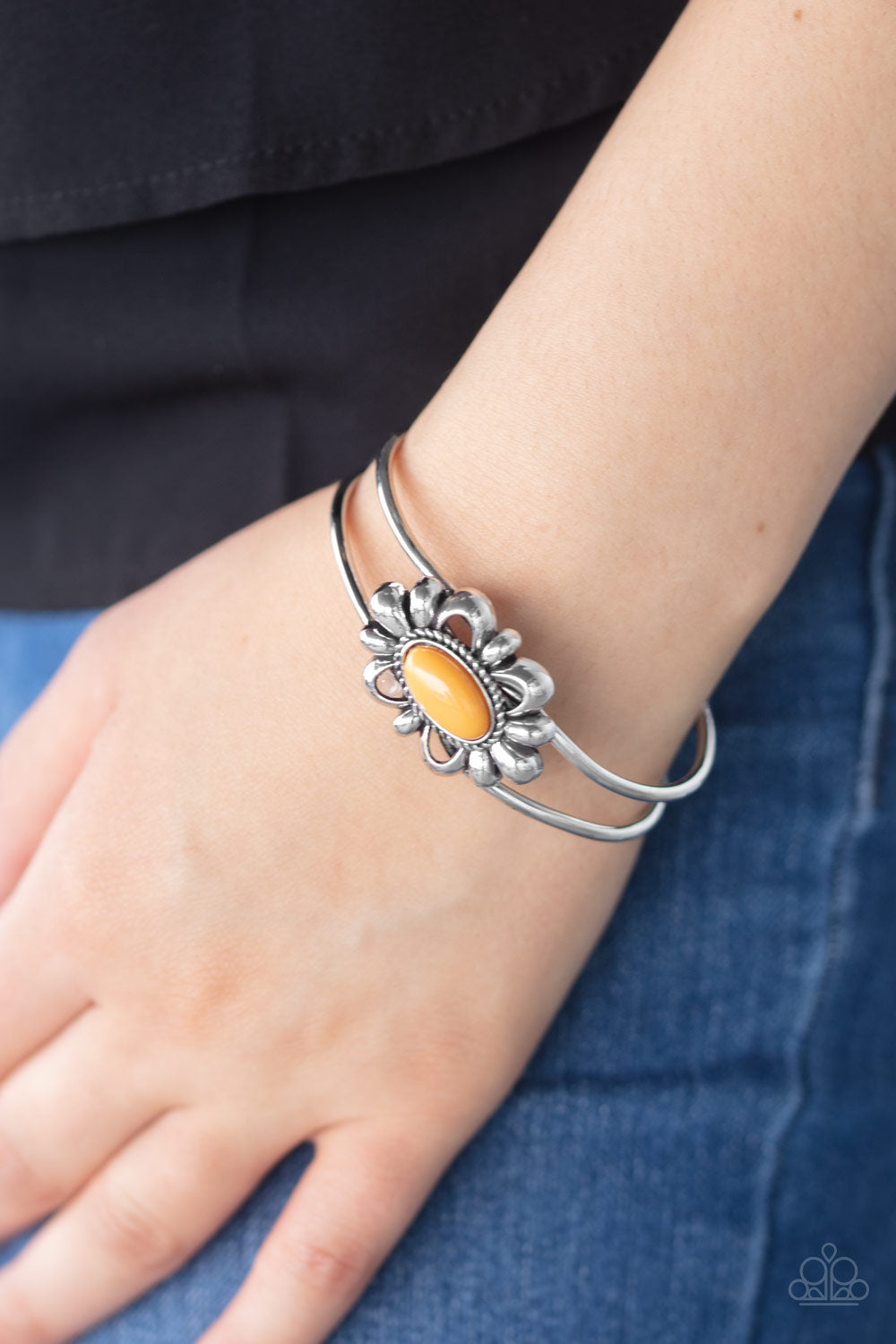Paparazzi ♥ Serene Succulent - Orange ♥  Bracelet