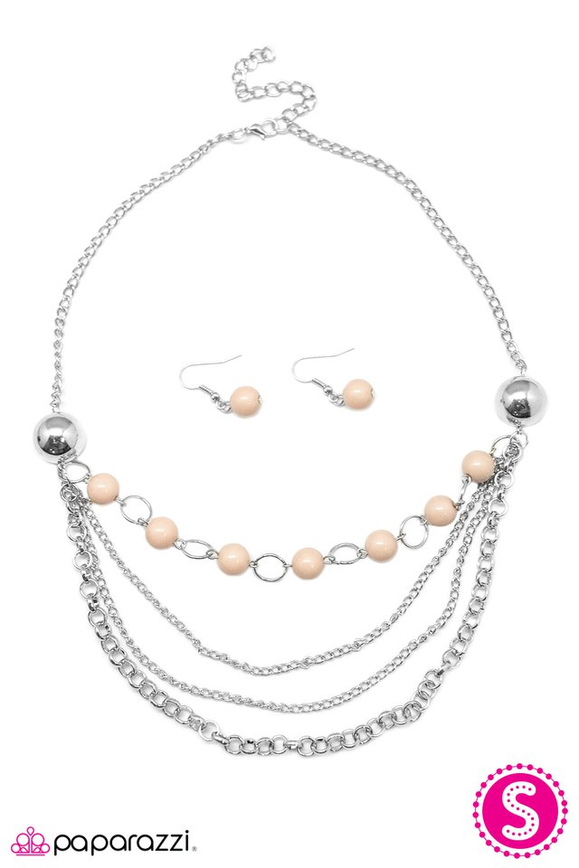 Paparazzi ♥ The Difference Between Us - Brown ♥ Necklace