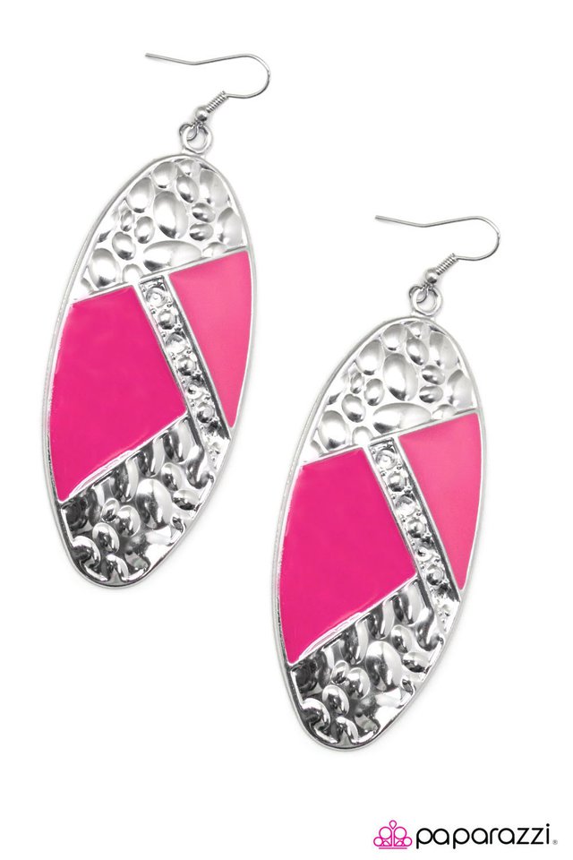 Paparazzi ♥ The Coast Is Clear! - Pink ♥ Earrings