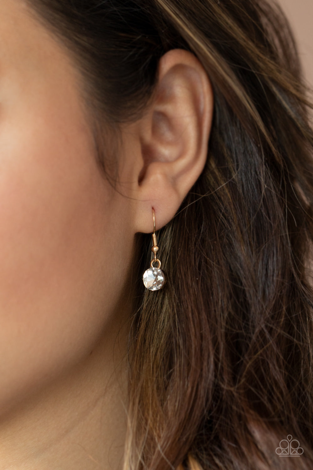 Paparazzi ♥ Celebrity Couture - Gold ♥  Necklace