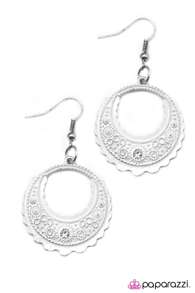 Paparazzi ♥ A Whole New World - White ♥ Earrings