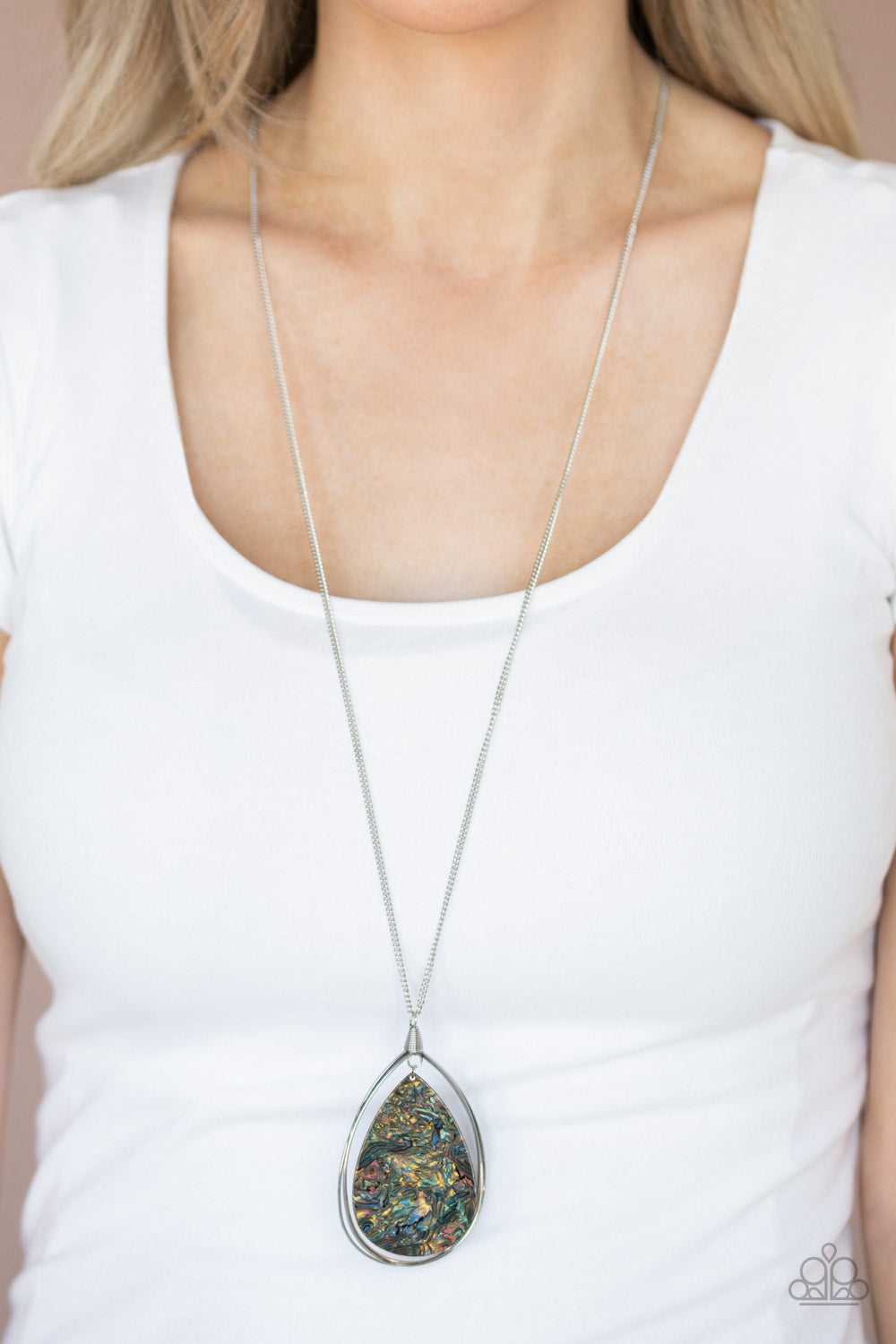 Paparazzi ♥ Retrograde Radiance - Multi 250 ♥  Necklace