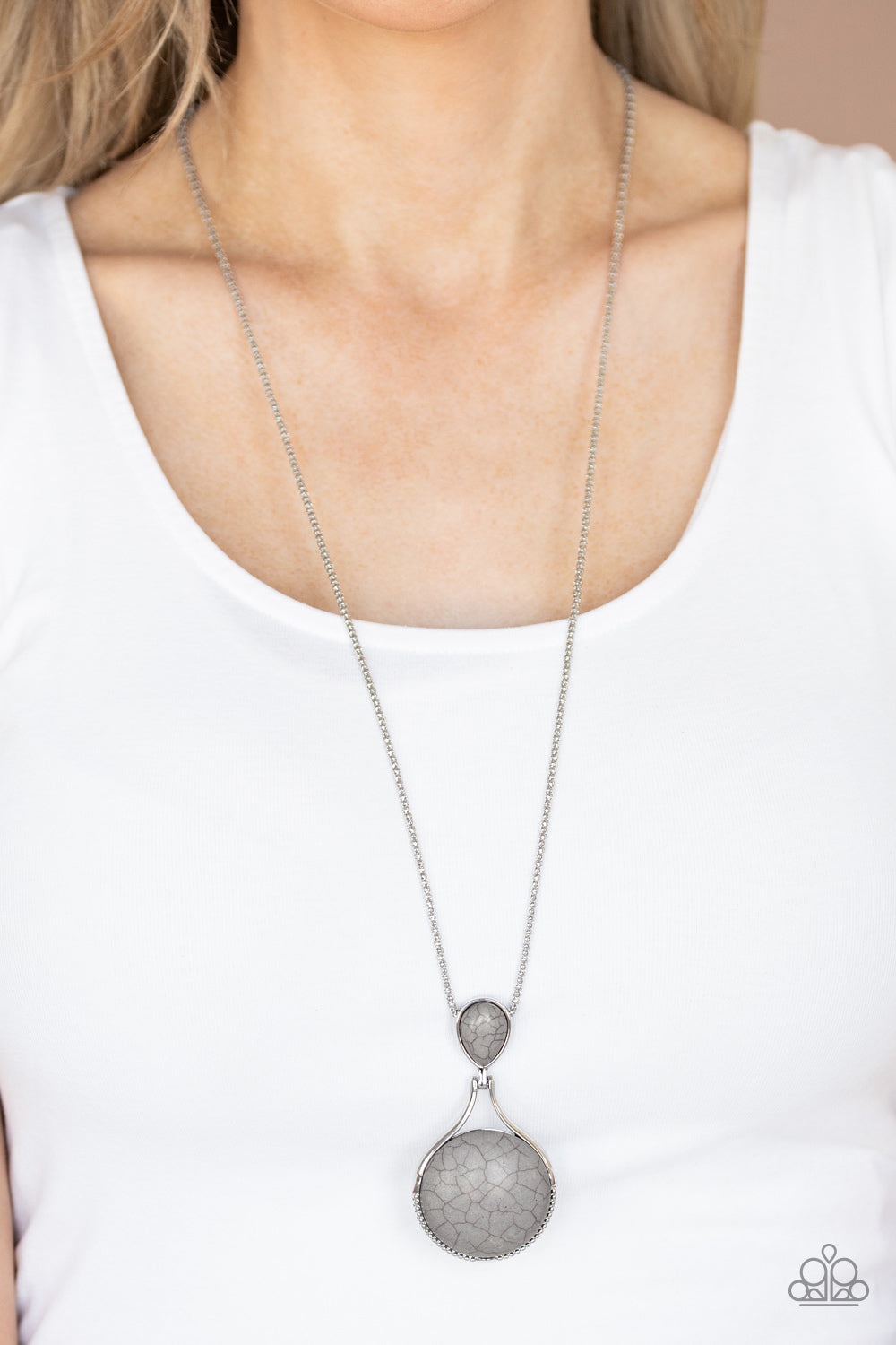 Paparazzi ♥ Desert Pools - Silver ♥  Necklace