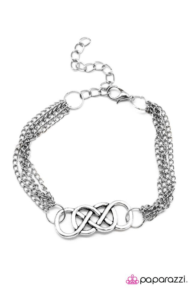 Paparazzi ♥ Infinite Thrills - Silver ♥ Bracelet