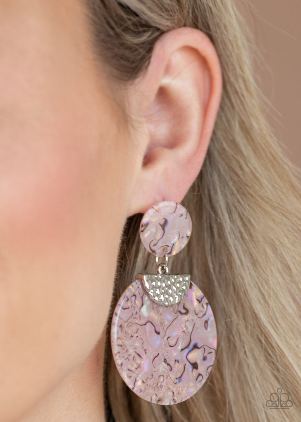 Paparazzi ♥ Really Retro-politan - Pink ♥  Post Earrings
