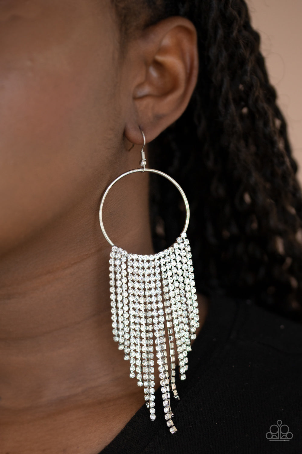 Paparazzi ♥ Streamlined Shimmer - White ♥  Earrings