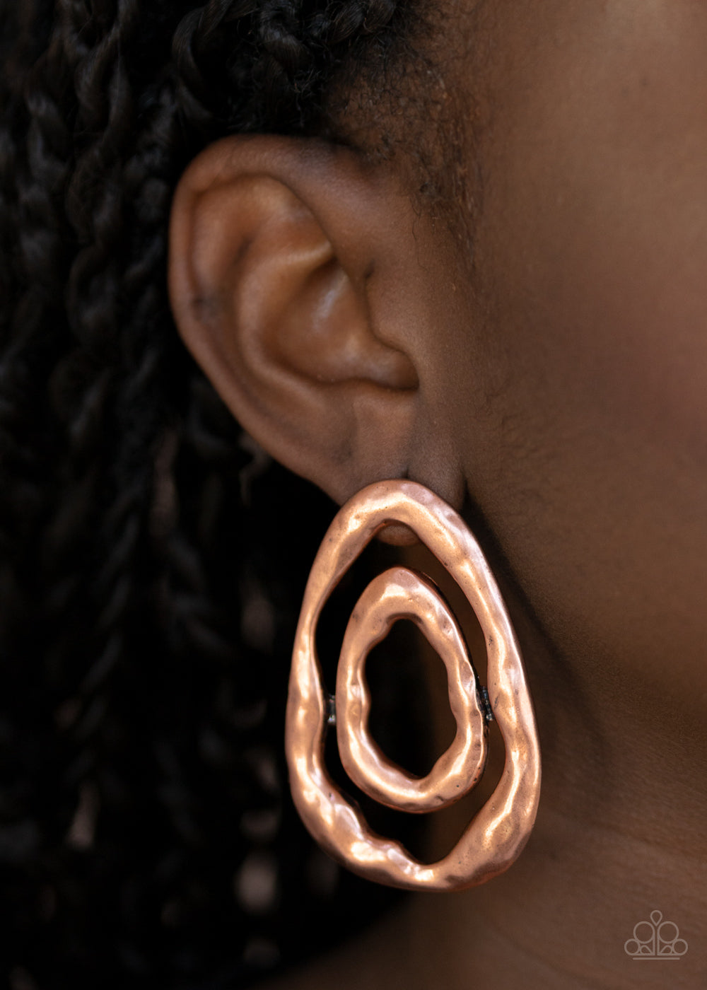 Paparazzi ♥ Ancient Ruins - Copper ♥  Post Earrings
