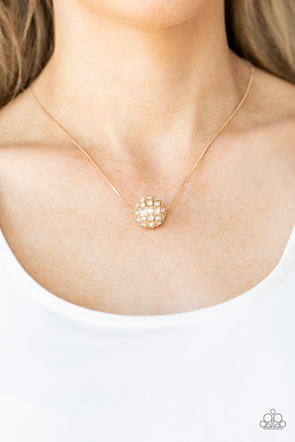 Paparazzi ♥ Come Out of Your BOMBSHELL - Gold ♥  Necklace