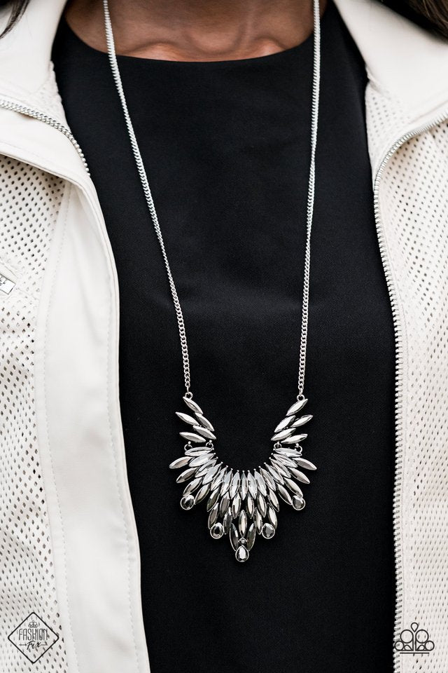 Paparazzi ♥ Leave it to LUXE - Silver ♥ Necklace