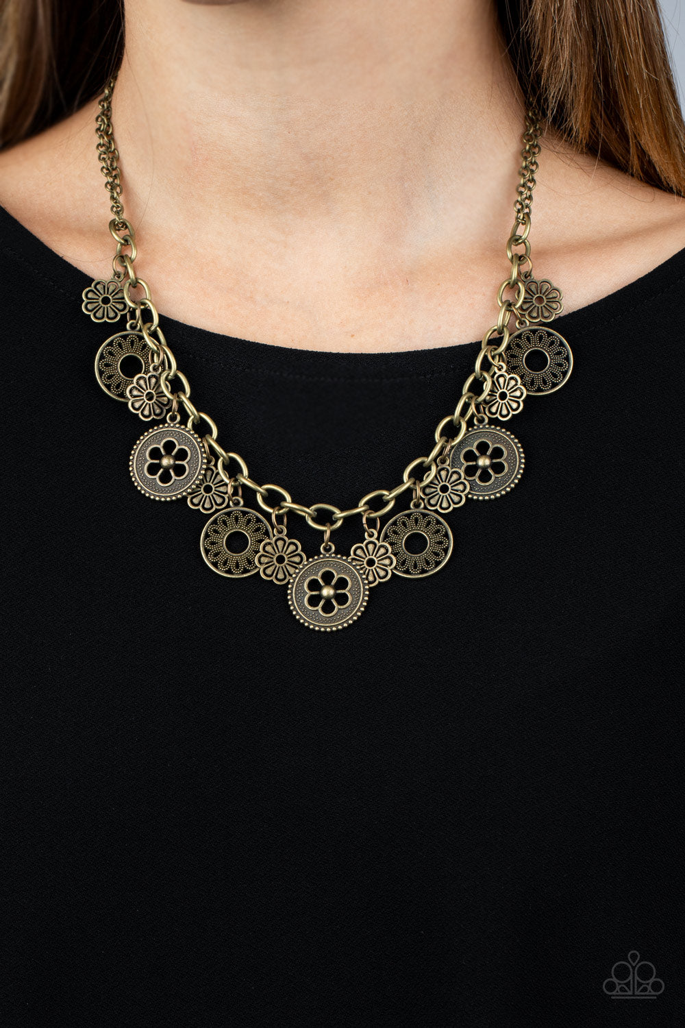 Paparazzi ♥ Meadow Masquerade - Brass ♥  Necklace