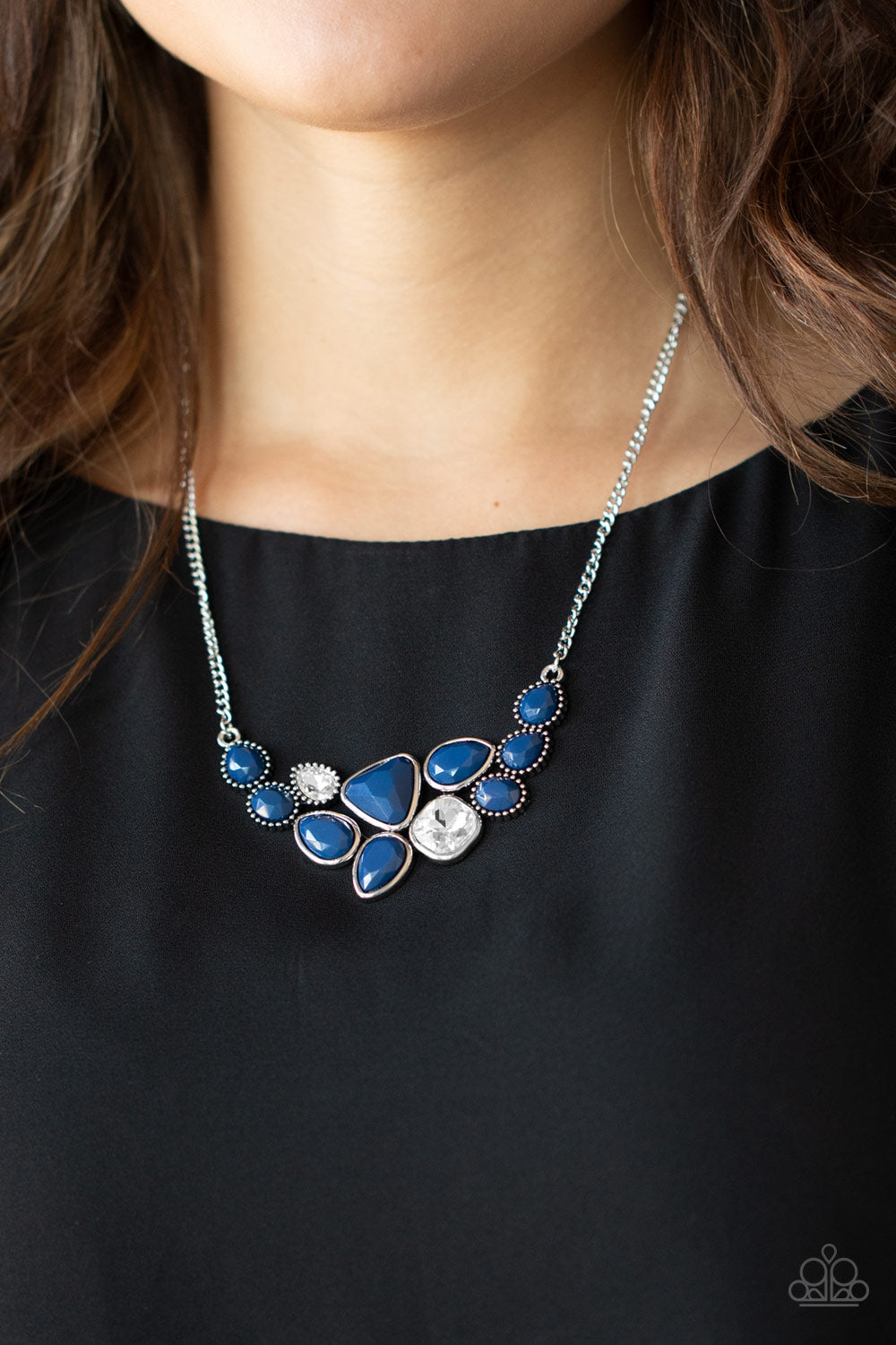 Paparazzi ♥ Breathtaking Brilliance - Blue ♥  Necklace