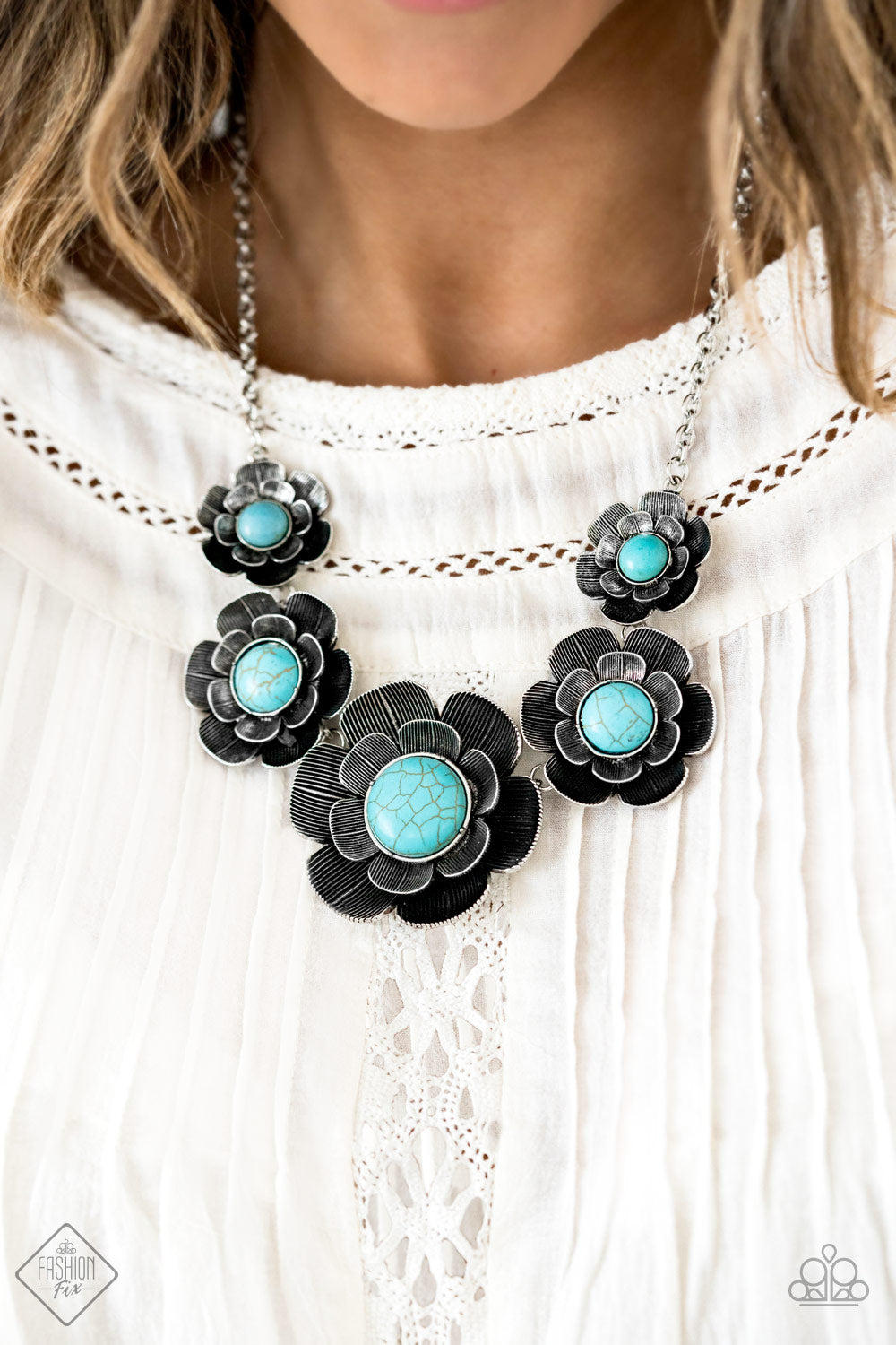 Paparazzi ♥ Bountiful Badlands - Blue ♥  Necklace