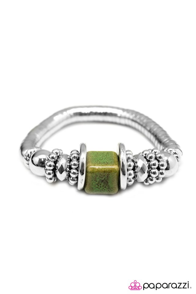 Paparazzi ♥ Sea Siren - Green ♥ Bracelet