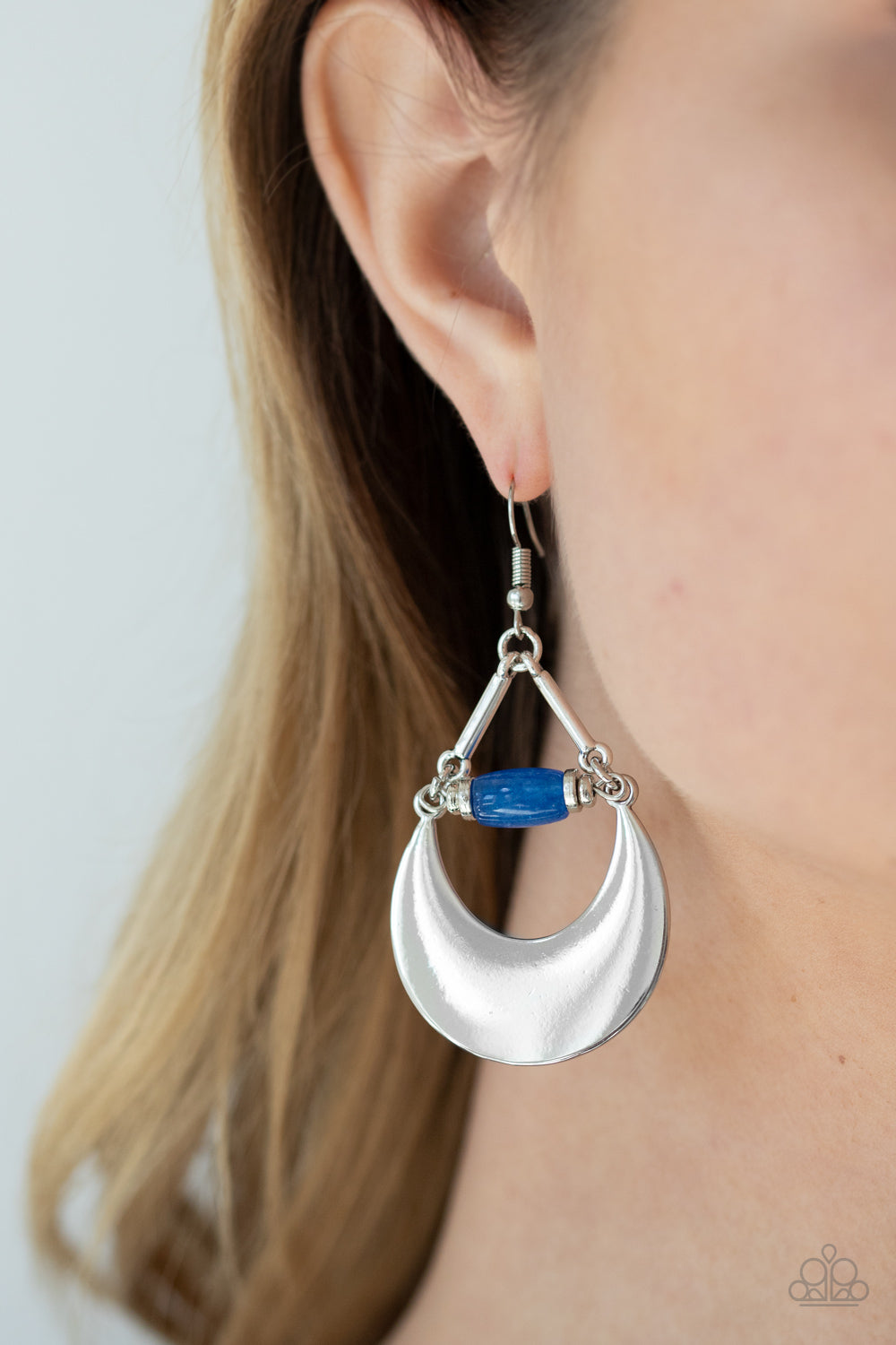 Paparazzi ♥ Mystical Moonbeams - Blue ♥  Earrings