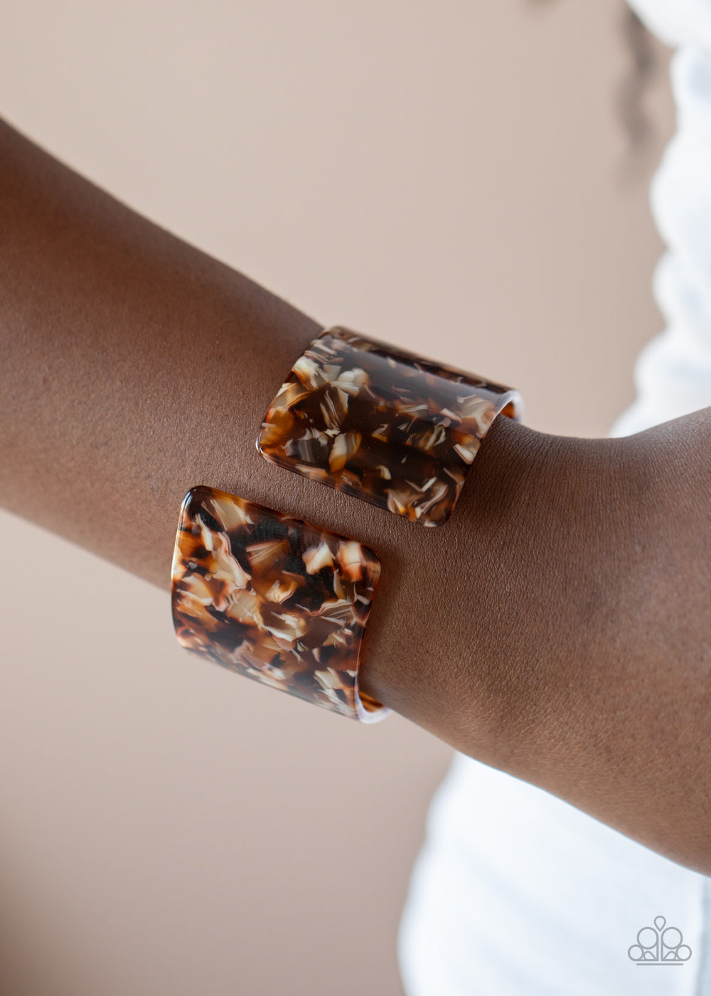 Paparazzi ♥ Haute Hustle - Brown ♥  Bracelet