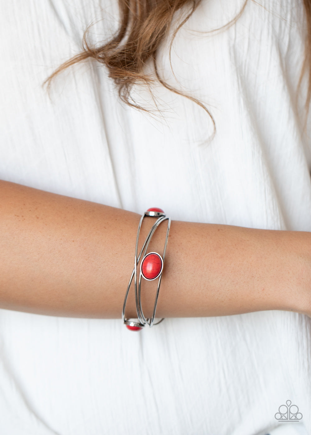 Paparazzi ♥ Desert Lagoon - Red ♥  Bracelet