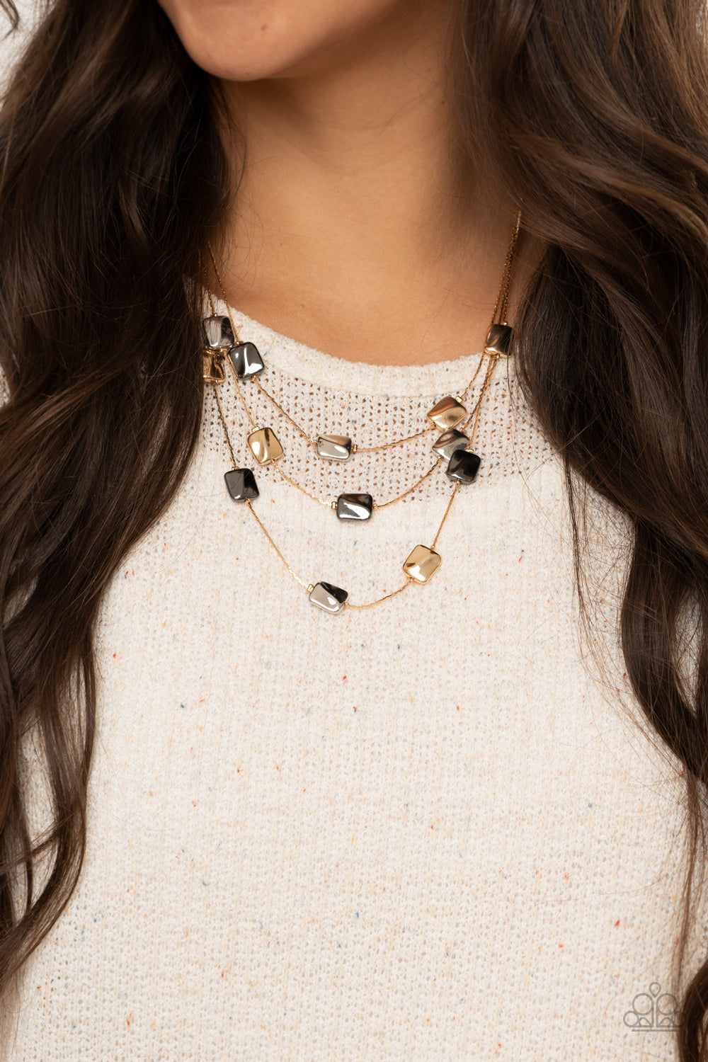 Paparazzi ♥ Downtown Reflections - Gold ♥  Necklace