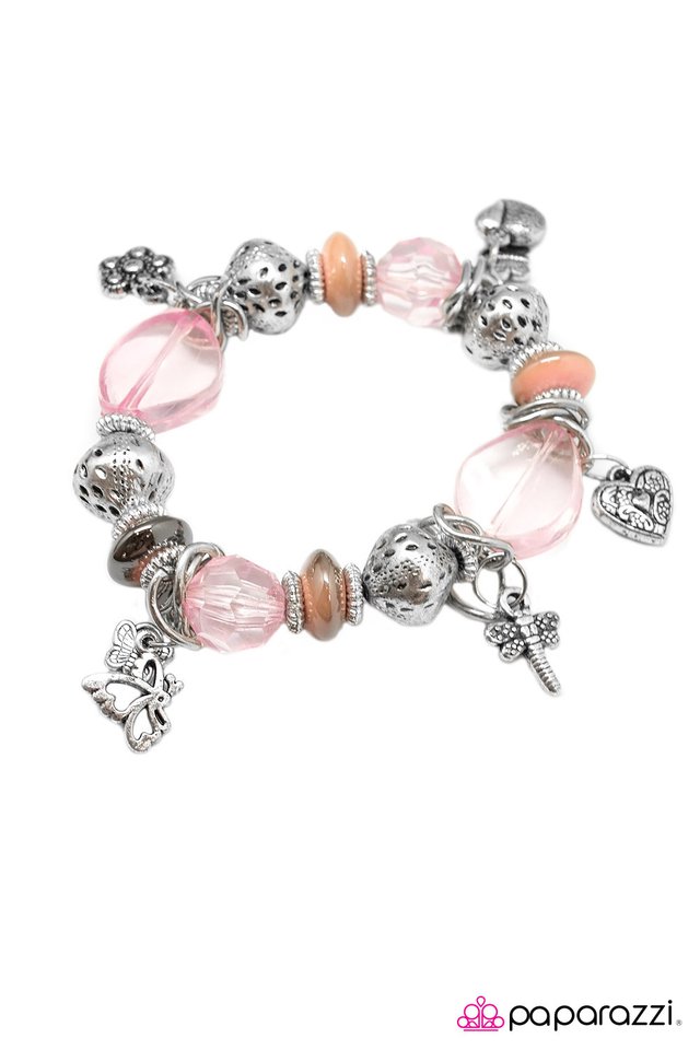 Paparazzi ♥ Never A Dull Moment - Light Pink ♥ Bracelet
