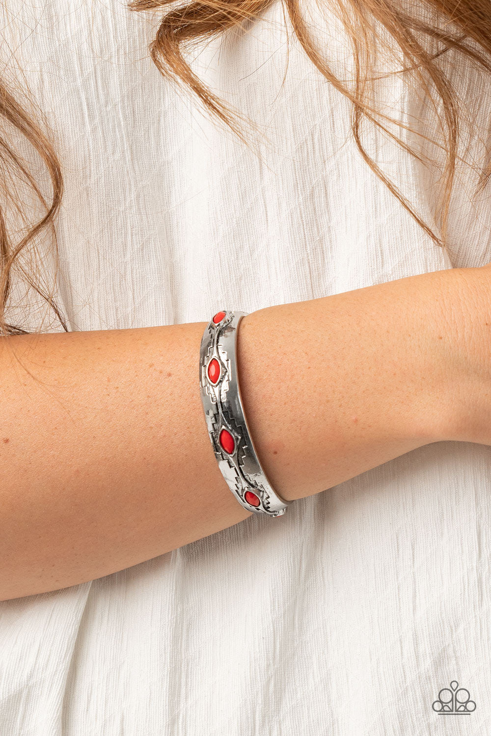 Paparazzi ♥ Santa Fe Scene - Red ♥  Bracelet