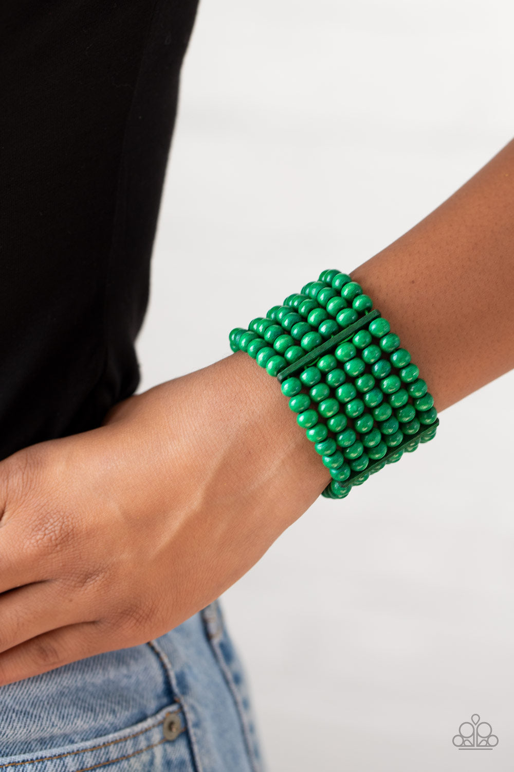 Paparazzi ♥ Tanning in Tanzania - Green ♥  Bracelet