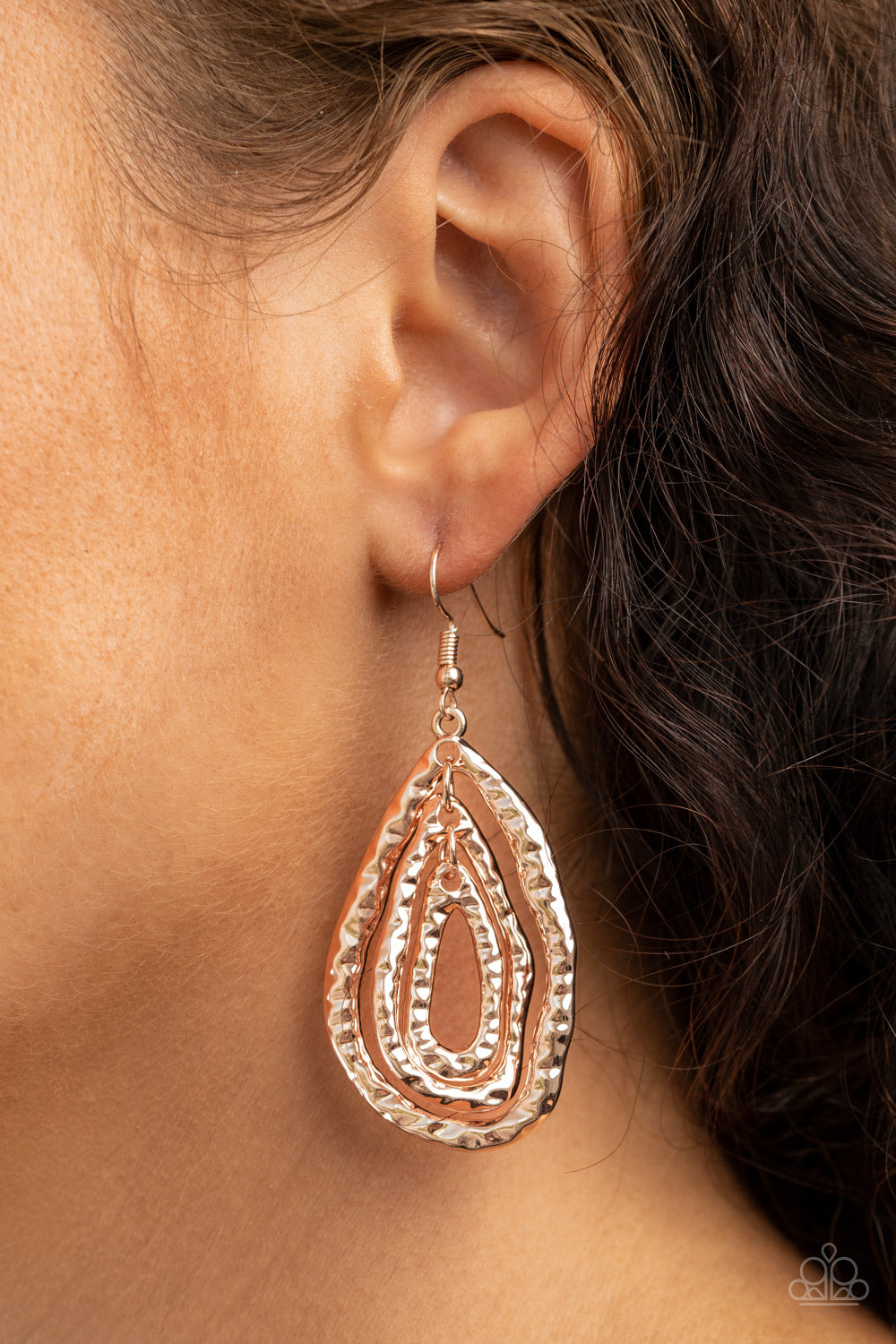 Paparazzi ♥ Metallic Meltdown - Rose Gold ♥  Earrings