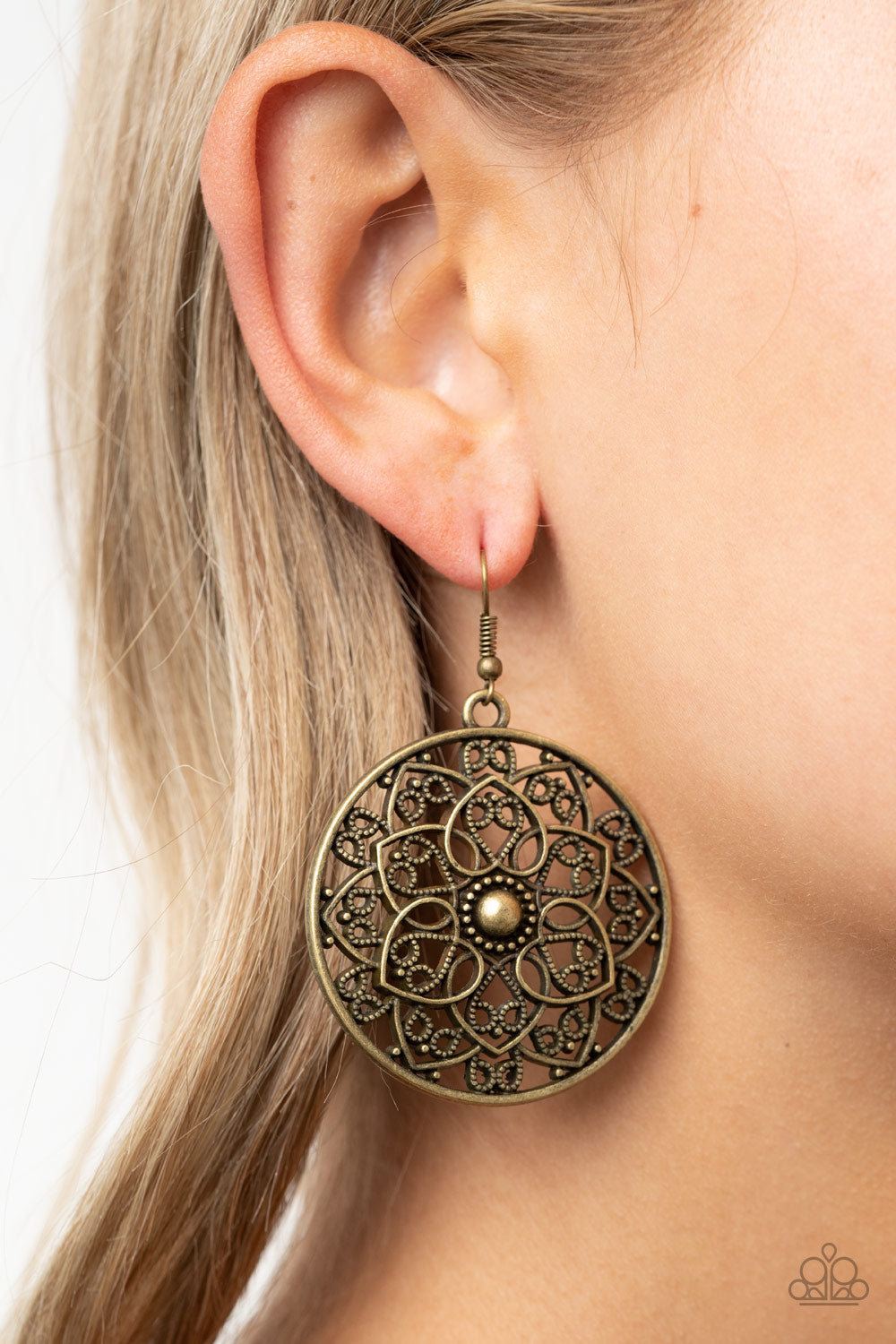 Paparazzi ♥ Petal Prana - Brass ♥  Earrings