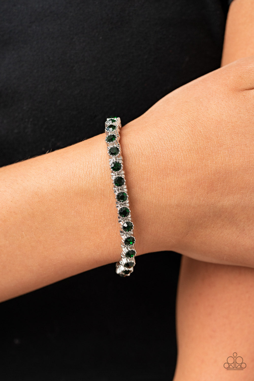 Paparazzi ♥ Starry Social - Green ♥  Bracelet