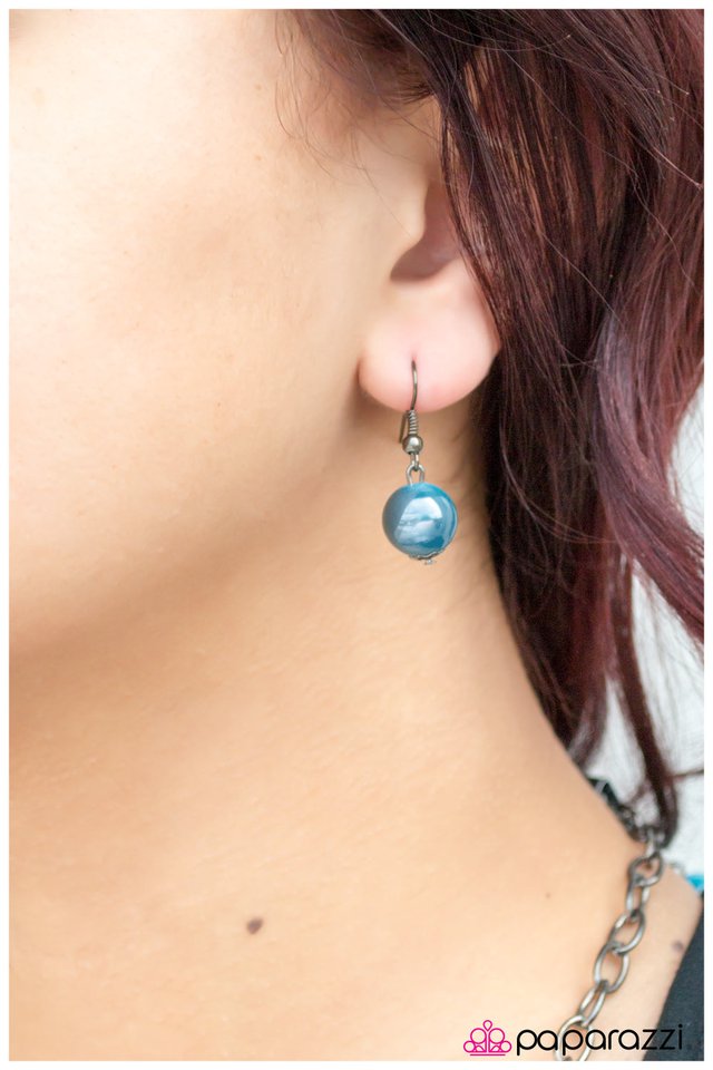 Paparazzi ♥ A Spring In My Step - Blue ♥ Necklace