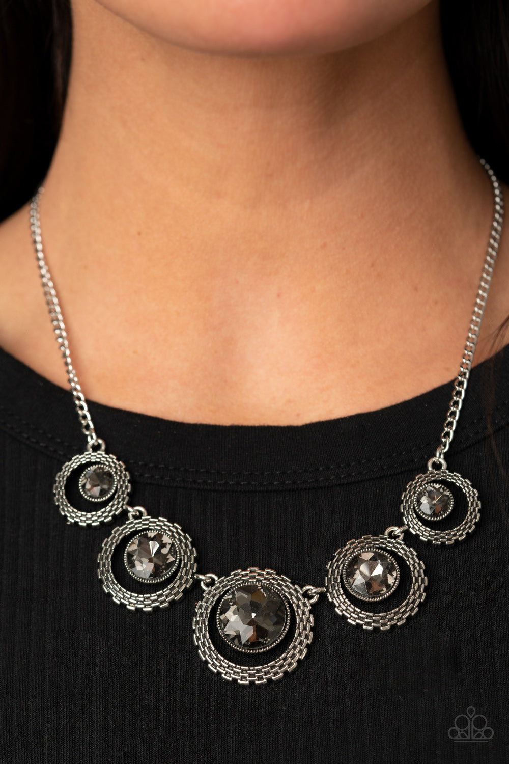 Paparazzi ♥ PIXEL Perfect - Silver ♥  Necklace