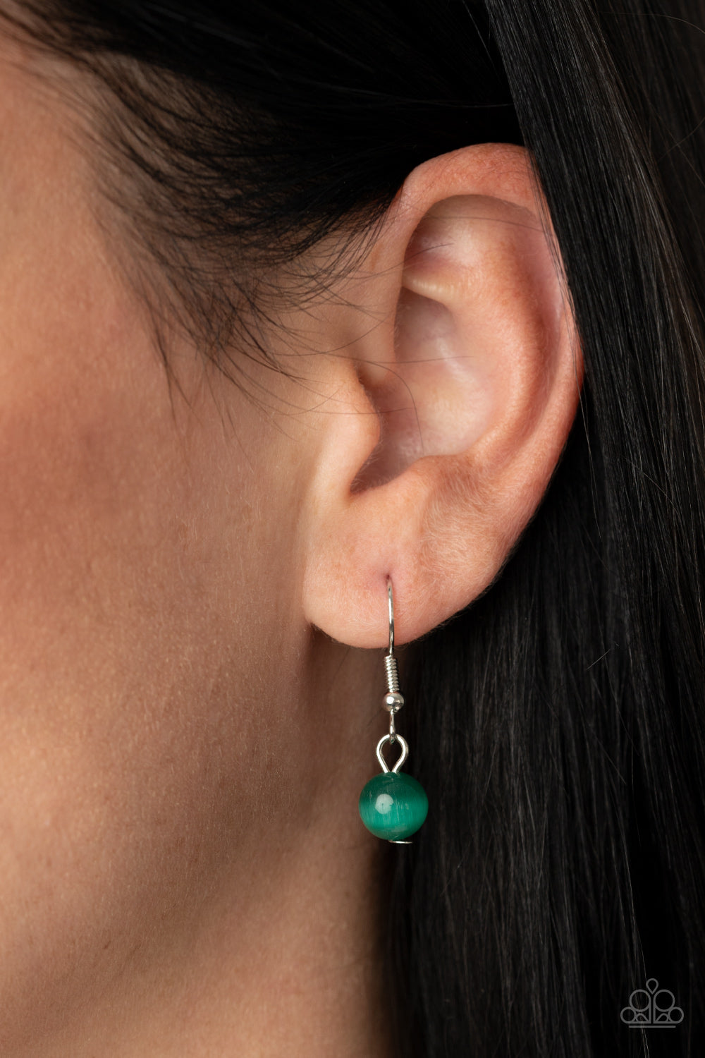 Paparazzi ♥ Ethereal Escape - Green ♥  Necklace