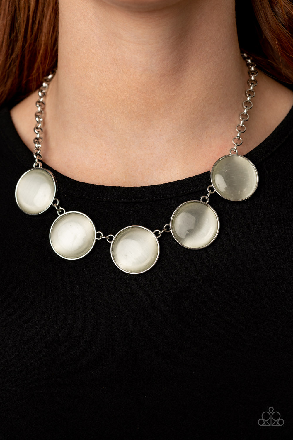 Paparazzi ♥ Ethereal Escape - White ♥  Necklace