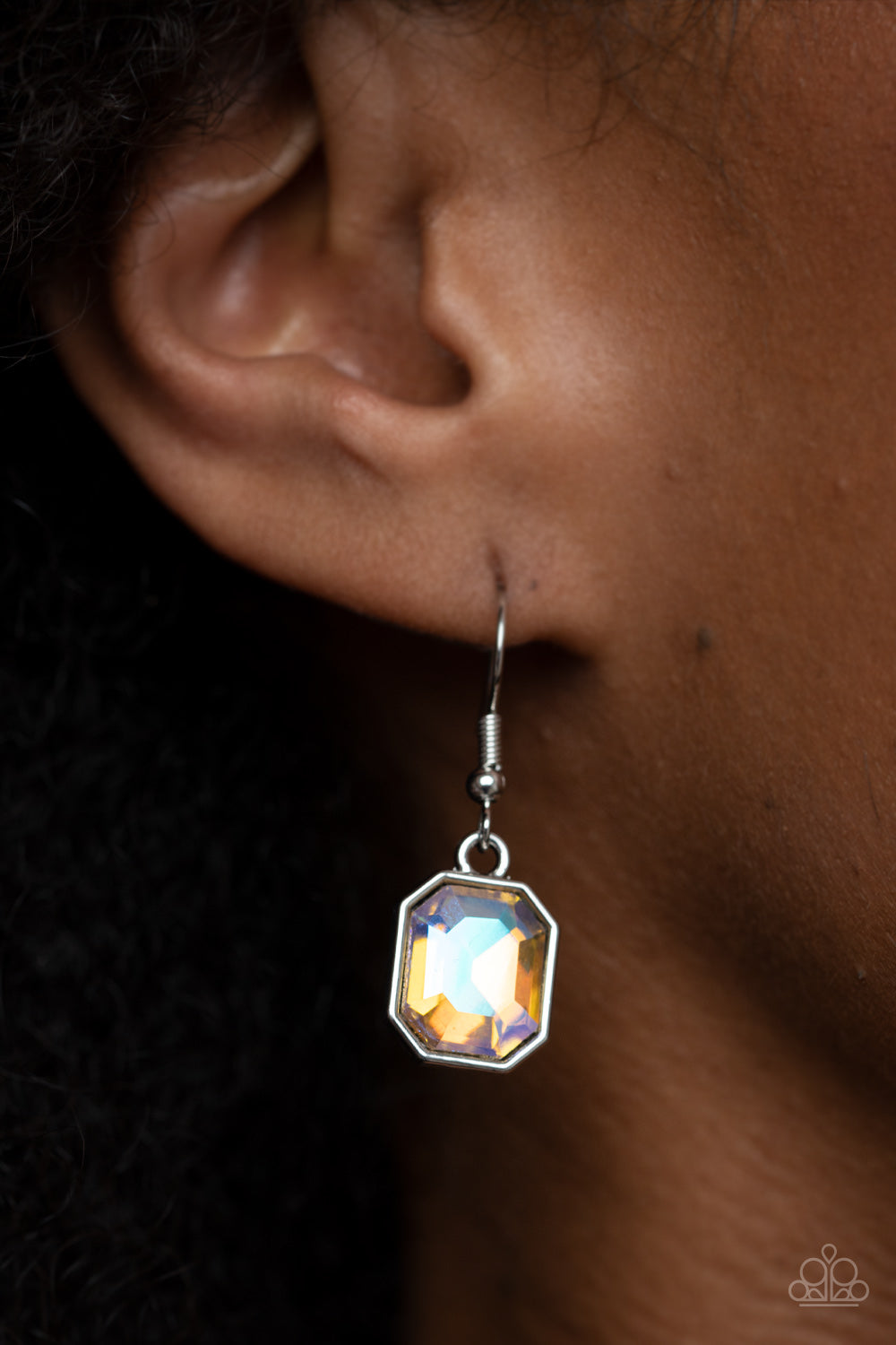 Paparazzi ♥ Million Dollar Moment - Yellow ♥  Necklace