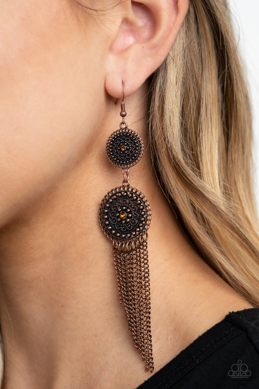 Paparazzi ♥ Medallion Mecca - Copper ♥  Earrings