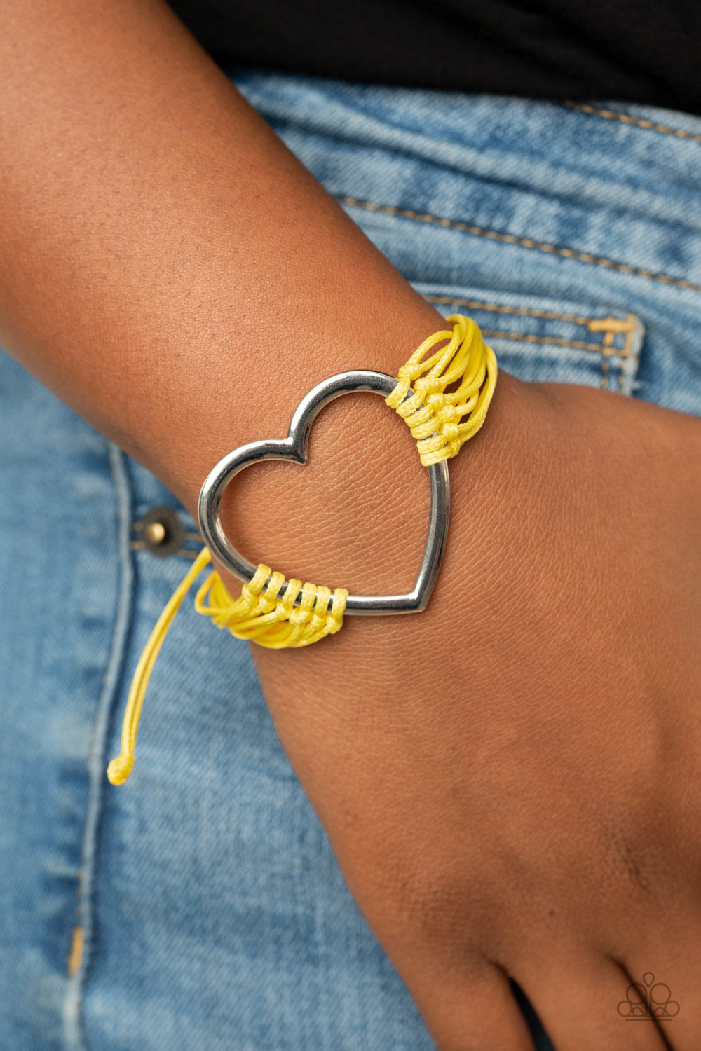 Paparazzi ♥ Playing With My HEARTSTRINGS - Yellow ♥  Bracelet