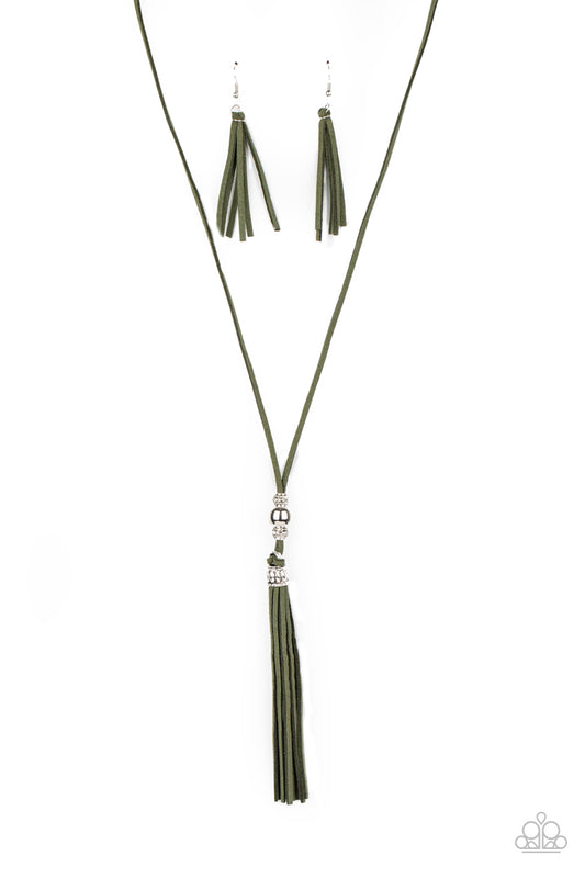hold-my-tassel-green-p2se-grxx-206xx