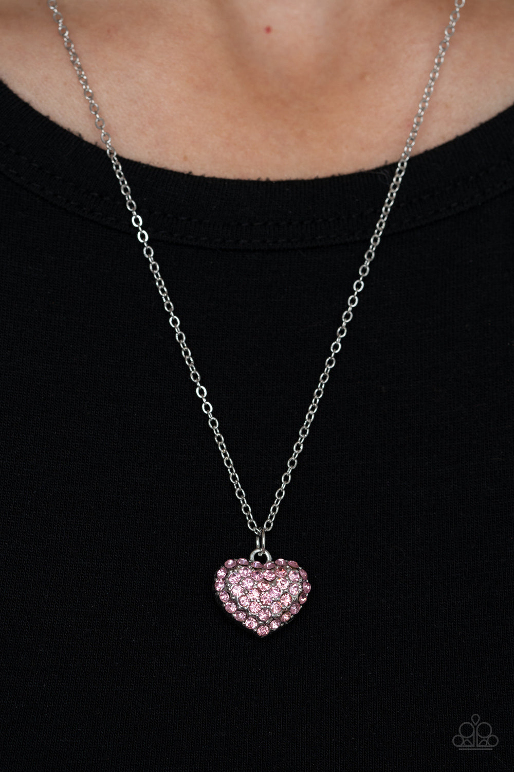 Paparazzi ♥ Heart-Warming Glow Pink ♥ Necklace – LisaAbercrombie