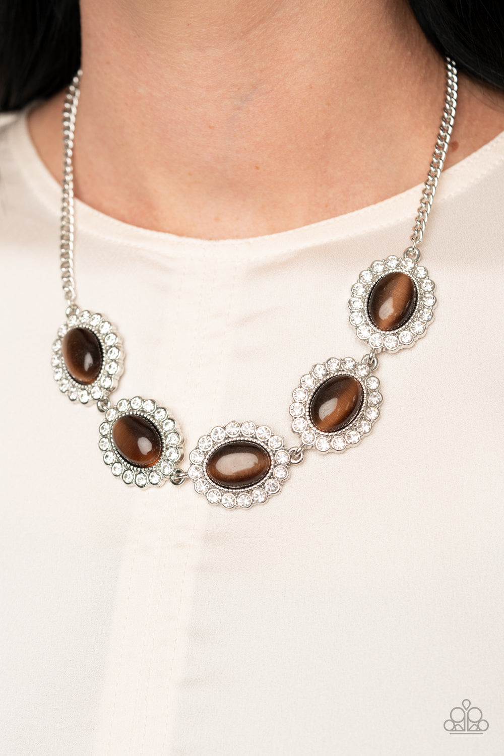 Paparazzi ♥ A DIVA-ttitude Adjustment - Brown ♥  Necklace
