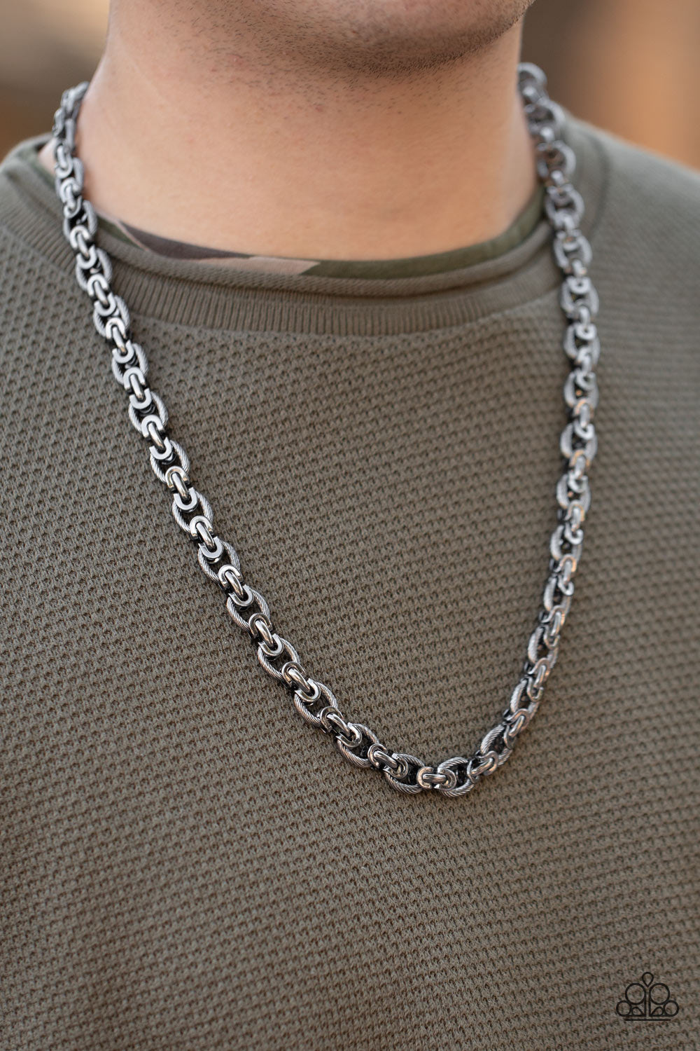 Paparazzi ♥ Grit and Gridiron - Black ♥  Mens Necklace