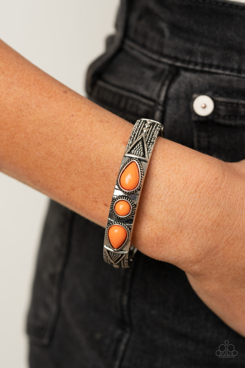Paparazzi ♥ Radiant Ruins - Orange ♥  Bracelet