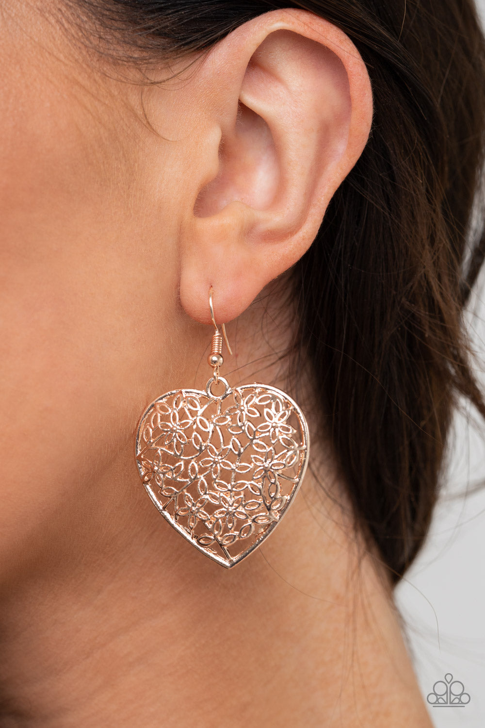 Paparazzi ♥ Let Your Heart Grow - Rose Gold ♥  Earrings