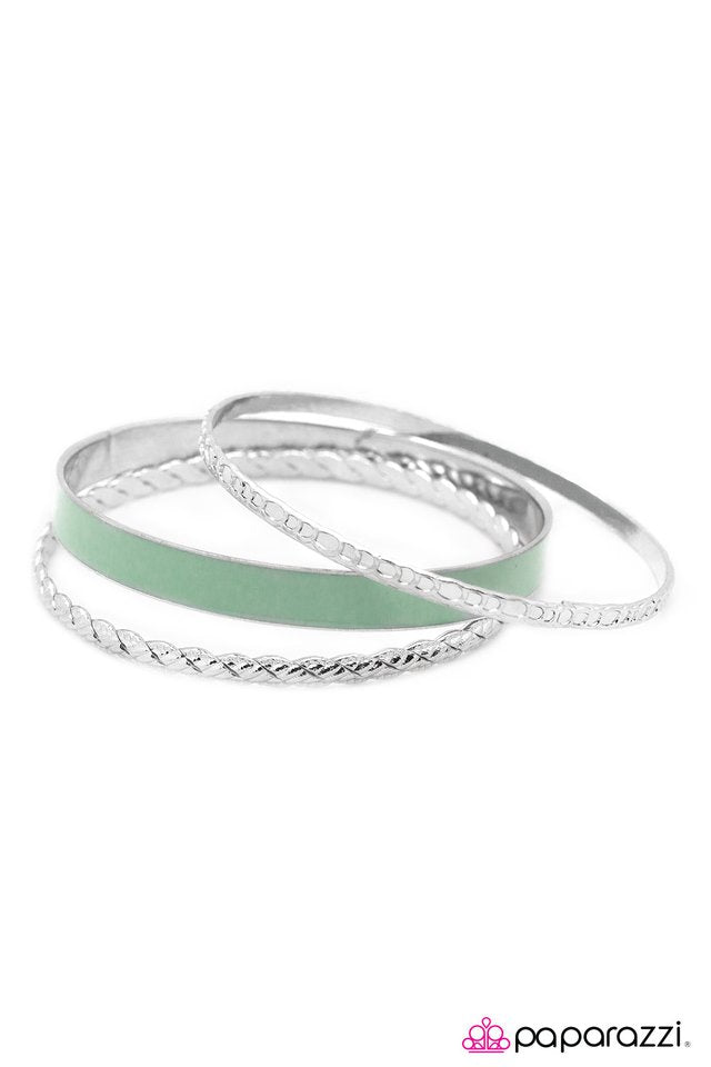 Paparazzi ♥ Aqua Breeze - Green ♥ Bracelet