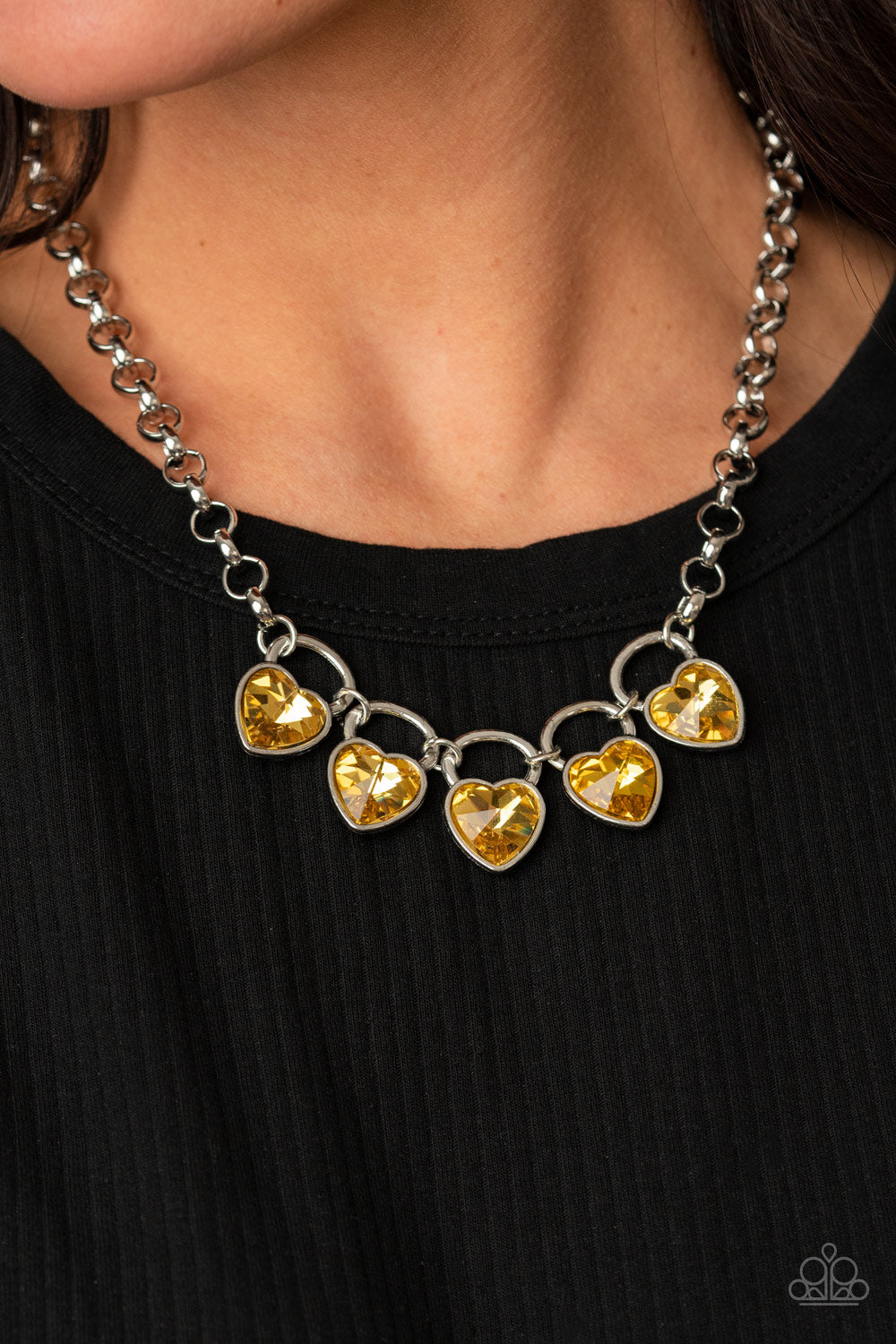 Paparazzi ♥ HEART On Your Heels - Yellow ♥  Necklace